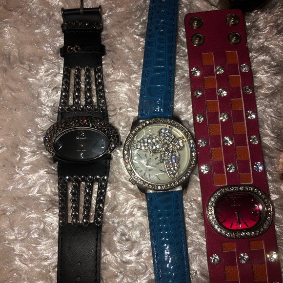 Watch - Picture 3 of 4